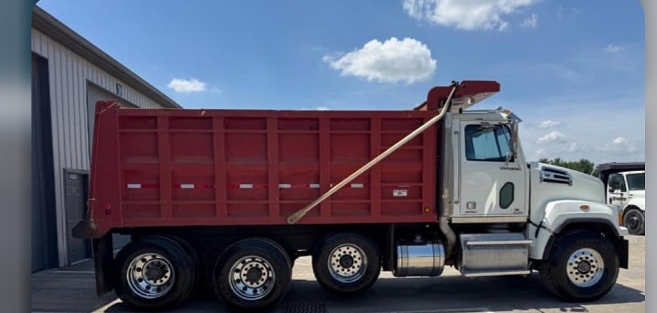 2013 WESTERN STAR 4700 - Image 3